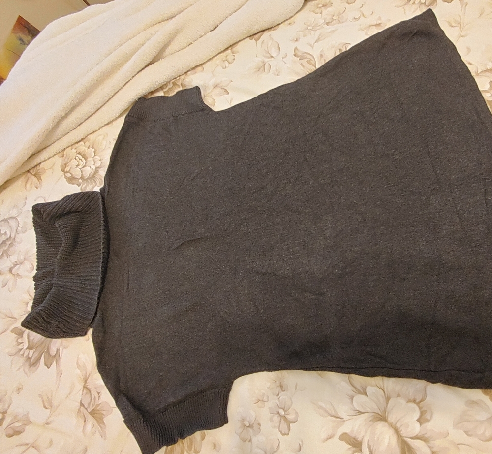 Reitmans cowl neck sweater